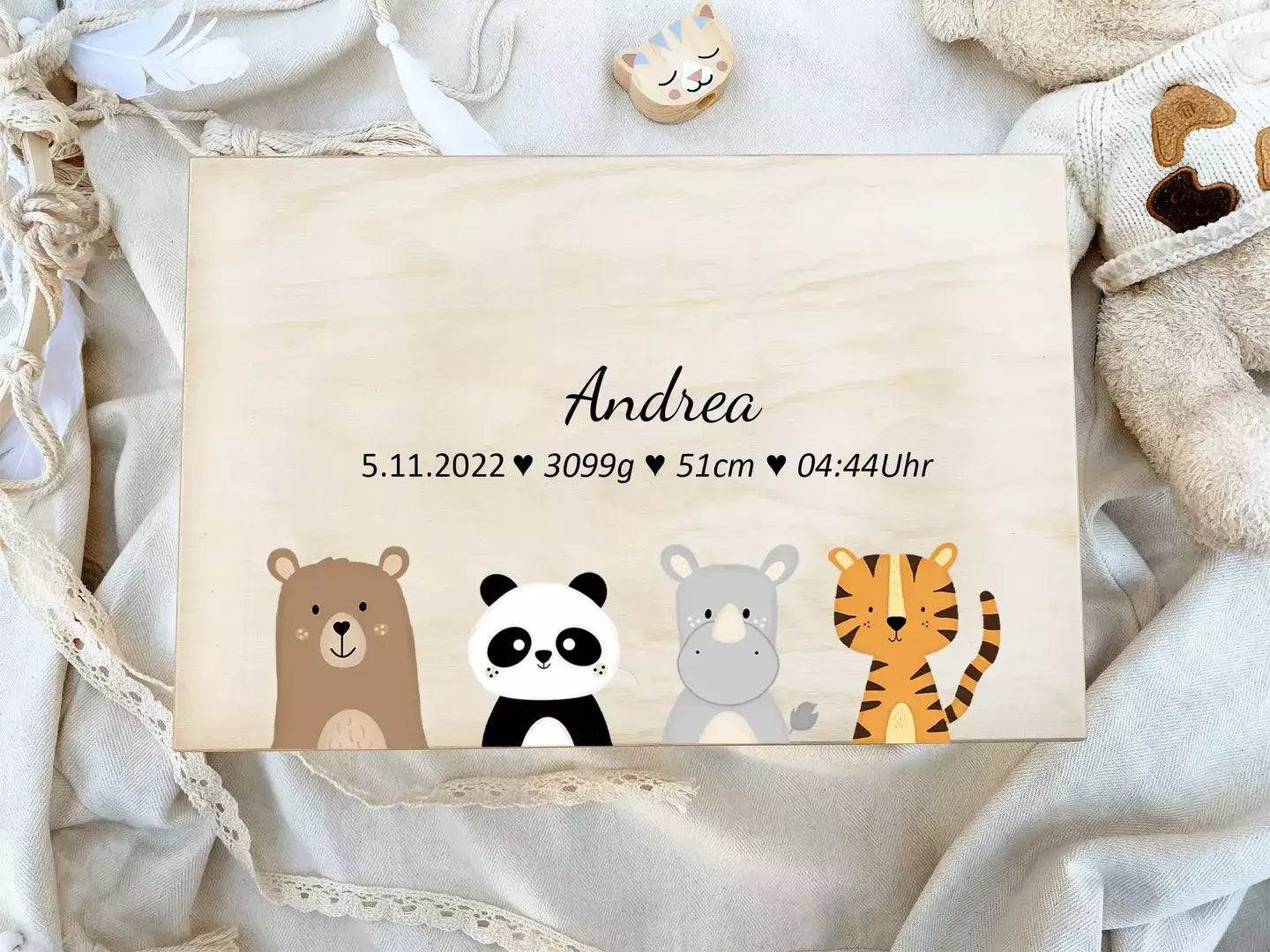 Erinnerungsbox Baby personalisiert "DownUnder" Aquarell Bär Panda Nashorn Tiger